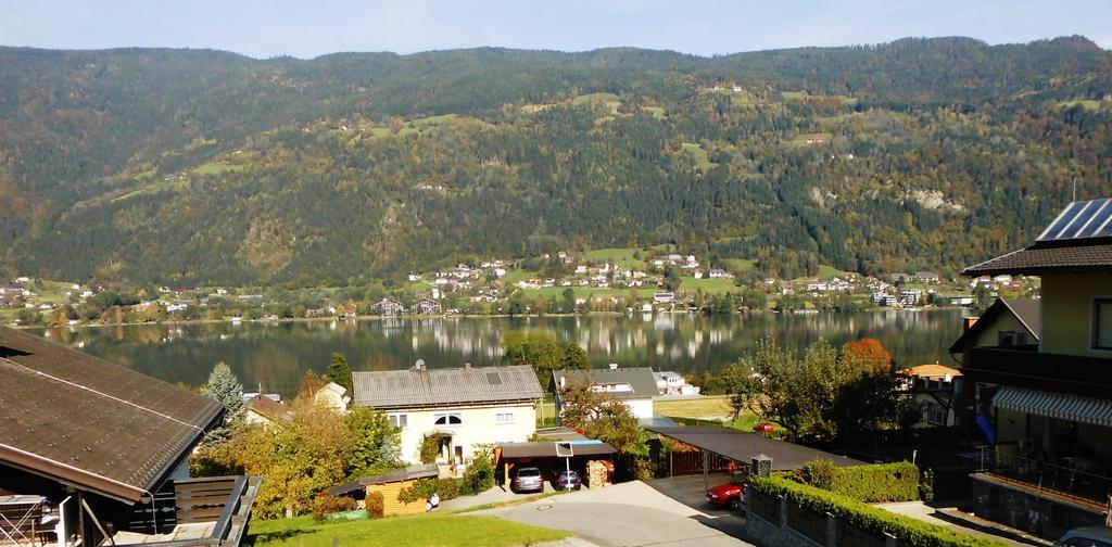 Seeblick-Appartements Ossiach Pokoj fotografie